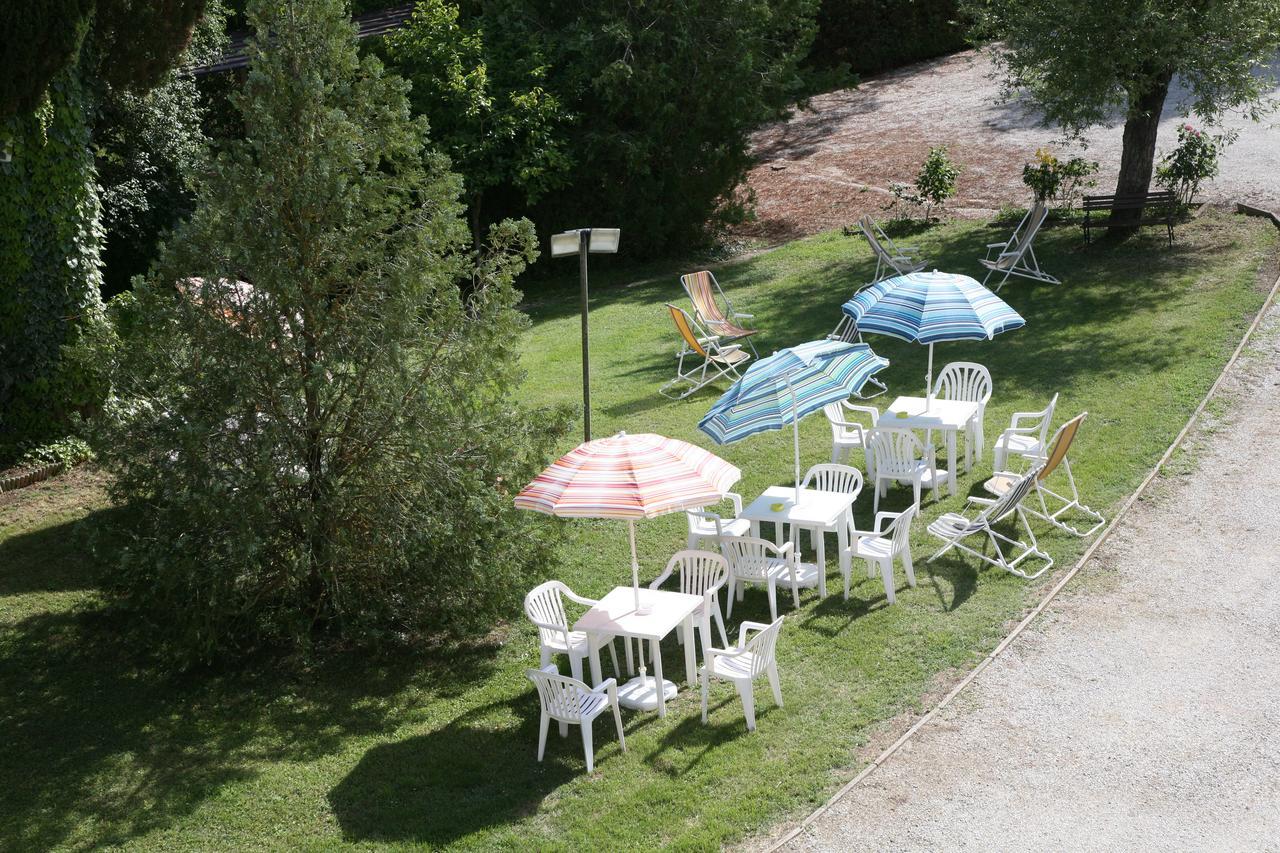 Agriturismo Villa Mozart Nel Verde Gubbio Eksteriør bilde