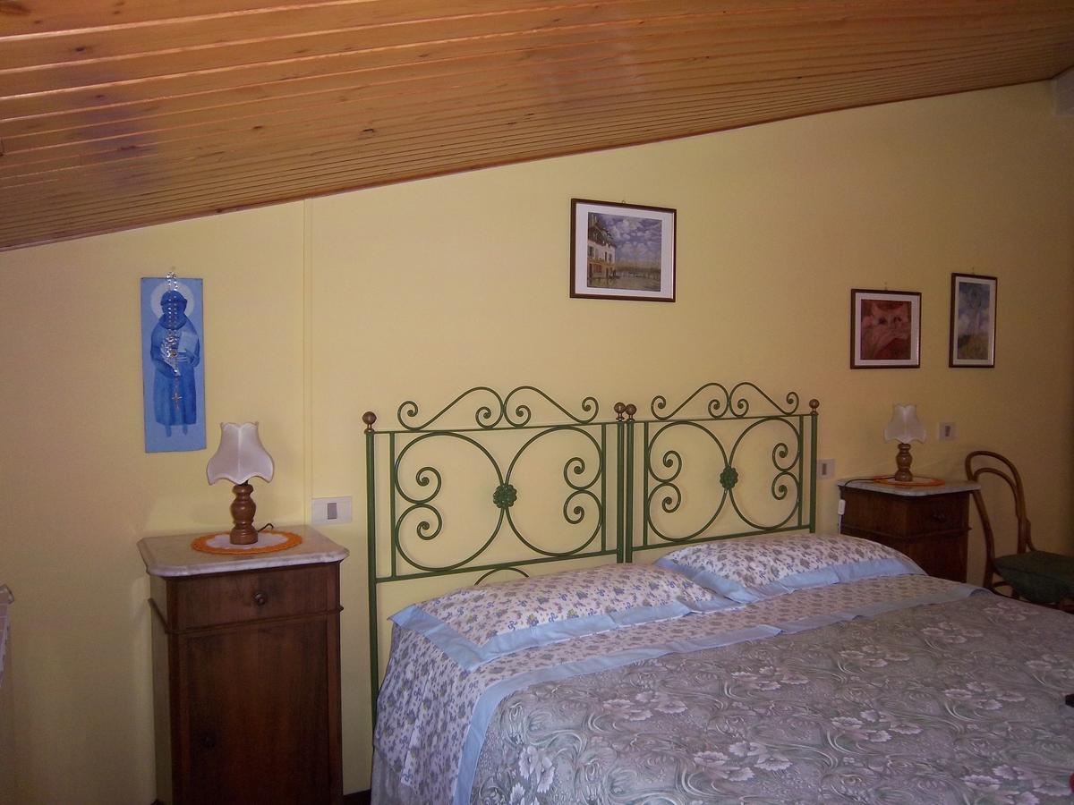 Agriturismo Villa Mozart Nel Verde Gubbio Eksteriør bilde