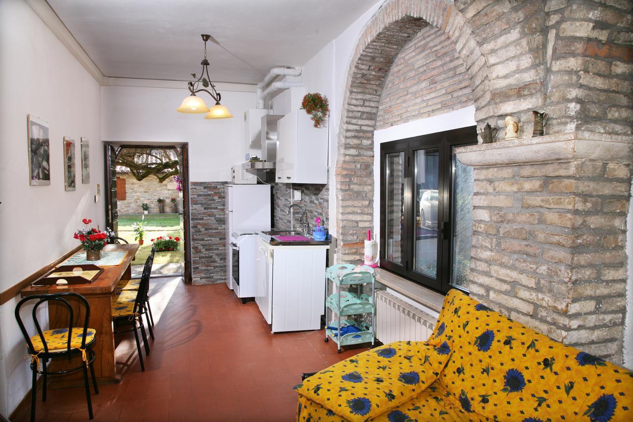 Agriturismo Villa Mozart Nel Verde Gubbio Eksteriør bilde