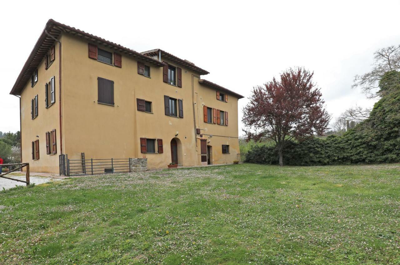 Agriturismo Villa Mozart Nel Verde Gubbio Eksteriør bilde